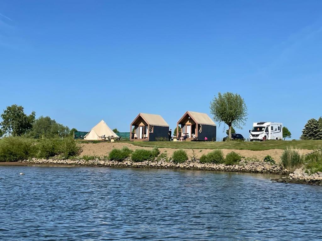 Bell Tent Heerewaarden Экстерьер фото